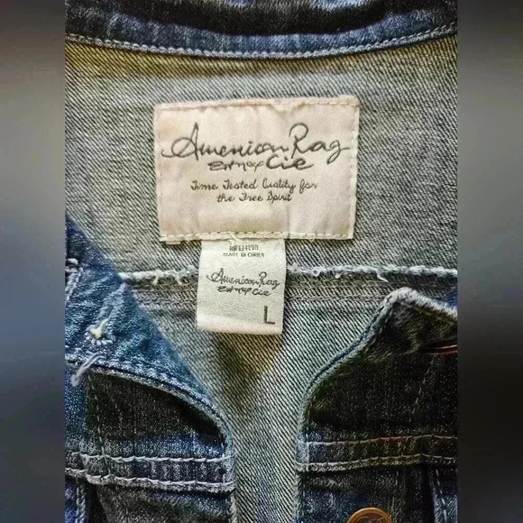 American Rag Dark Wash Distressed Denim/ Jean Jacket, Size Large - Picture 2 of 7